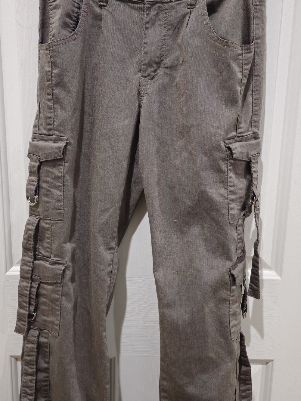 Women's Gray Cargo Pants - Durable Everyday Style